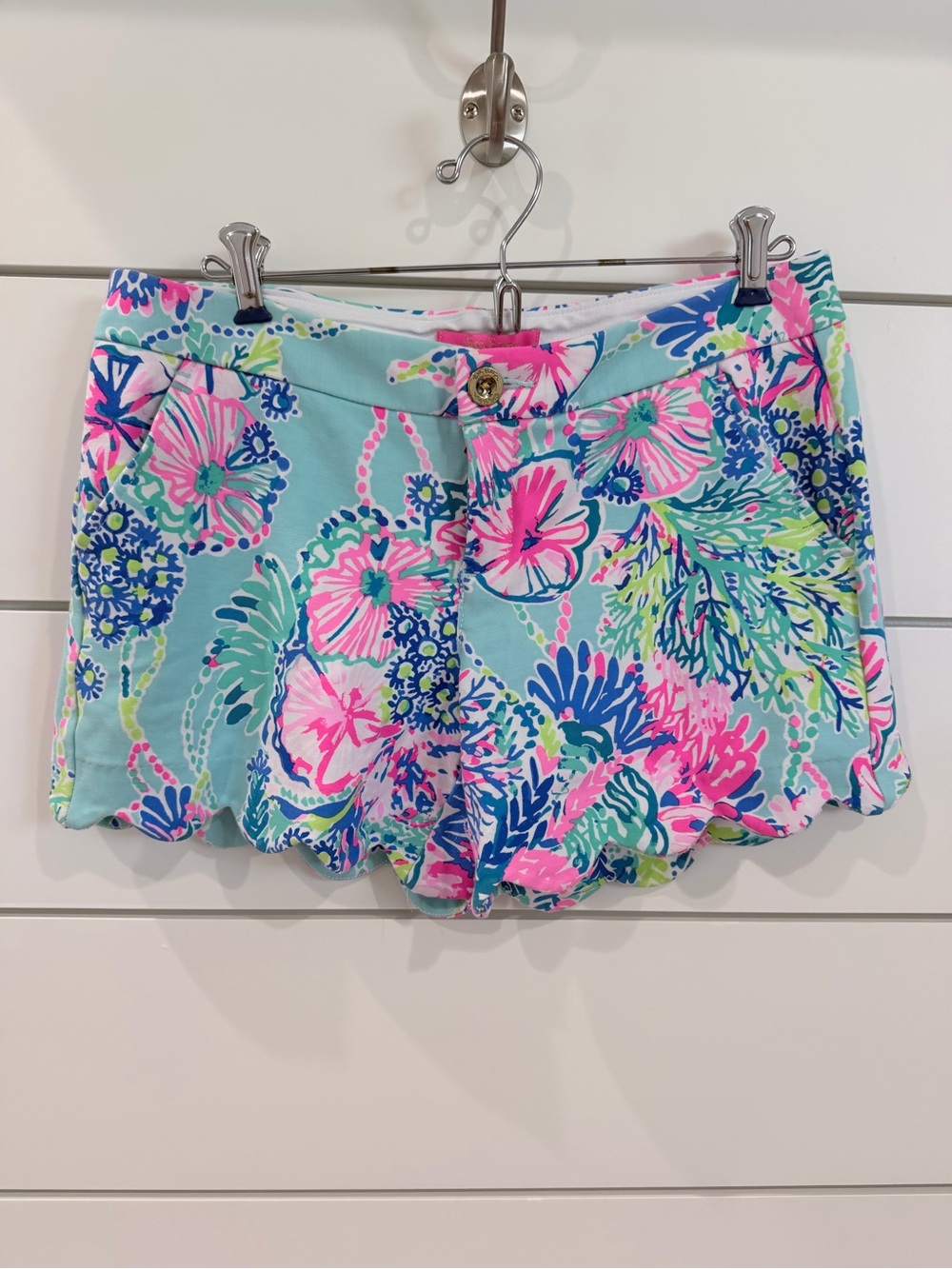 Lilly Pulitzer Mint Floral Scallop Hem Shorts with Pink & Blue Accents